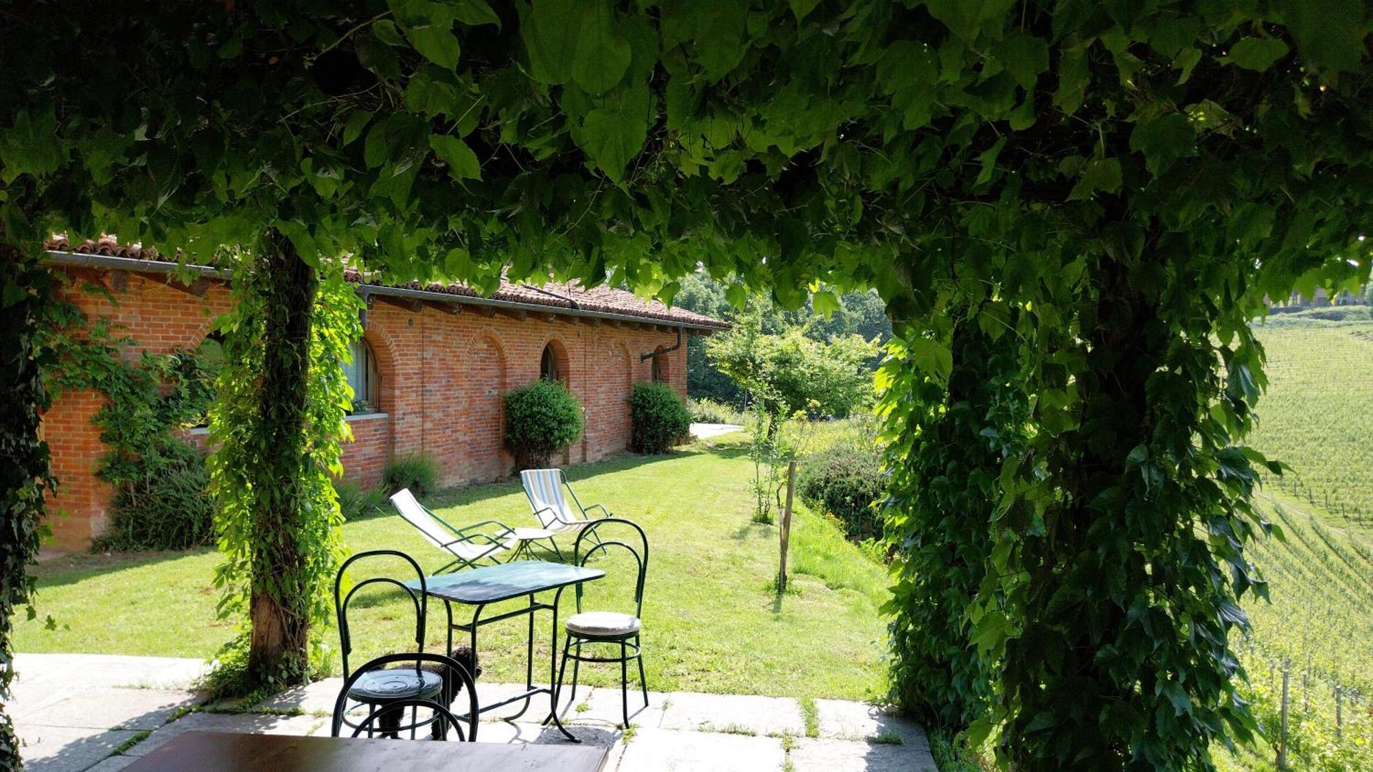 Tenuta Montanello B&B Castiglione Falletto Zewnętrze zdjęcie