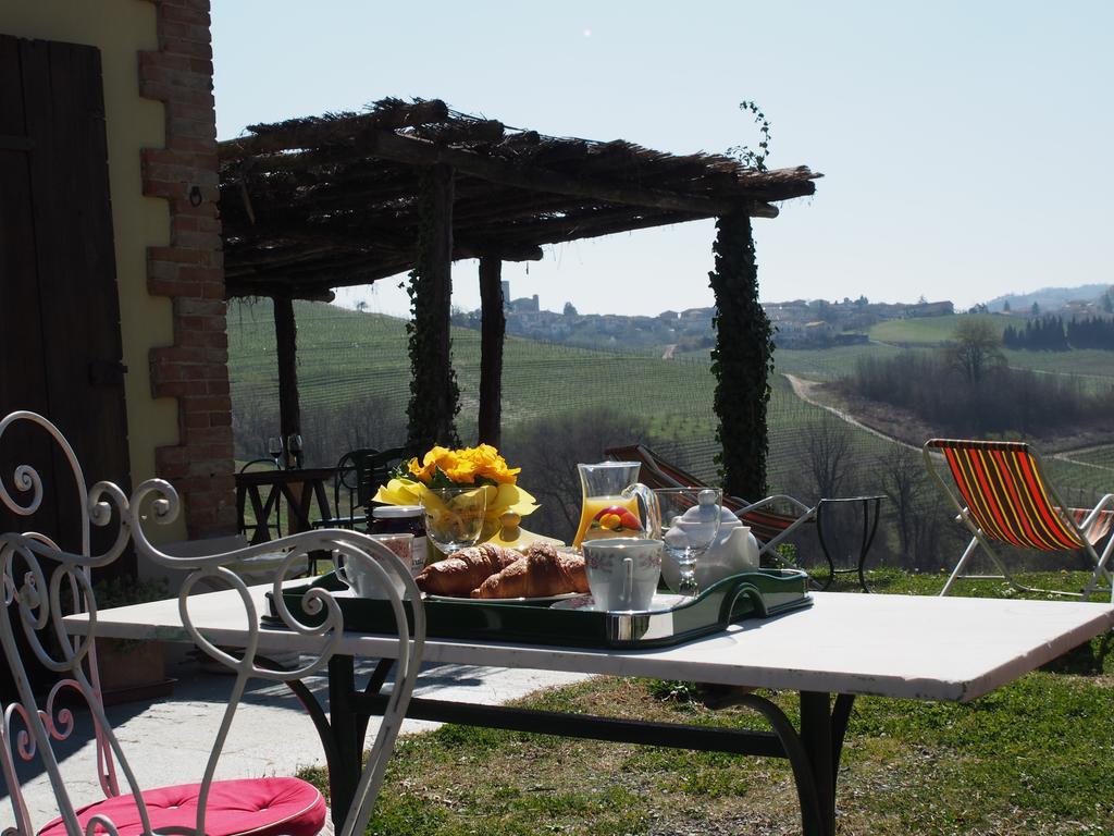 Tenuta Montanello B&B Castiglione Falletto Zewnętrze zdjęcie