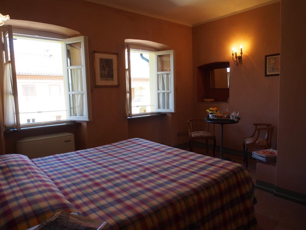 Tenuta Montanello B&B Castiglione Falletto Zewnętrze zdjęcie