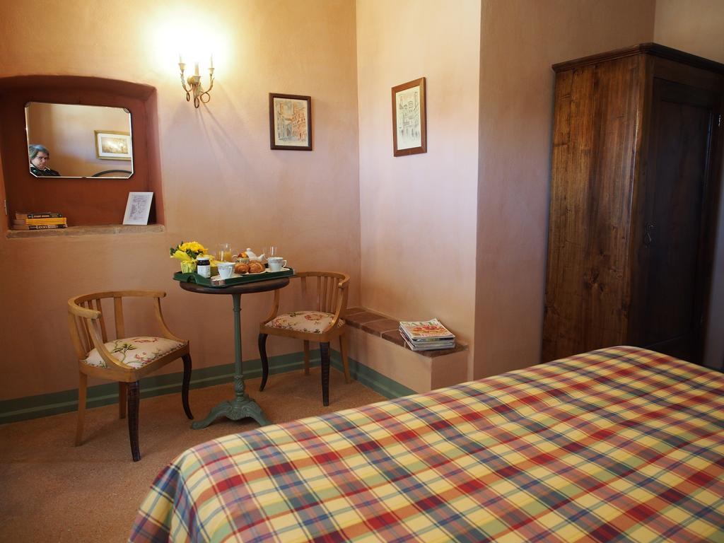Tenuta Montanello B&B Castiglione Falletto Zewnętrze zdjęcie
